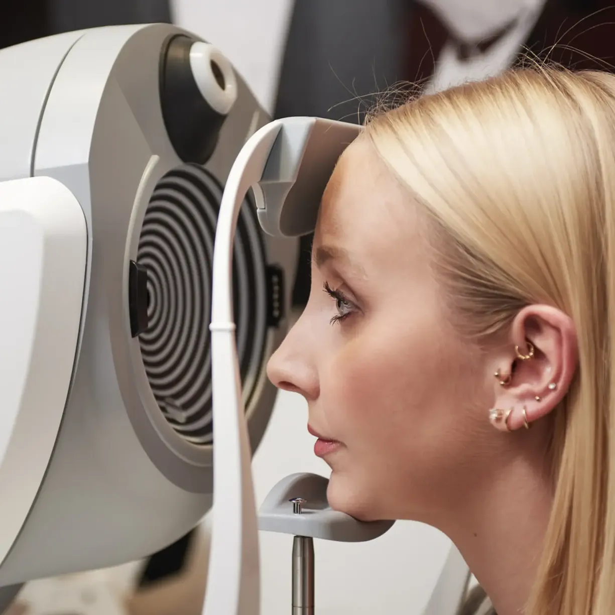 lukarsch augendesign optiker gütersloh brille sehtest augen